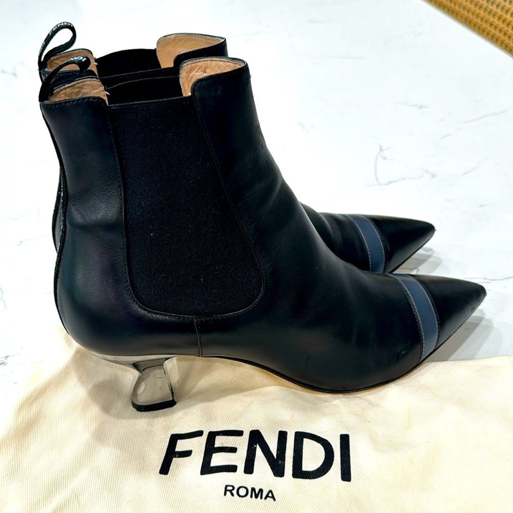 Fendi leather Chelsea boots size 37.5